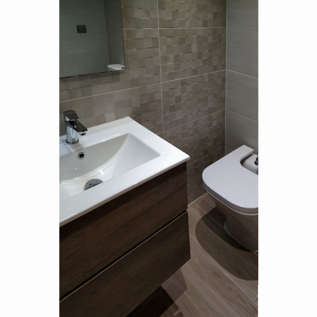 Image gallery image